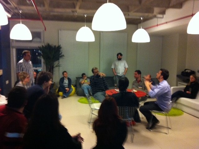facilitation exercise: The round table fishbowl for group discussion